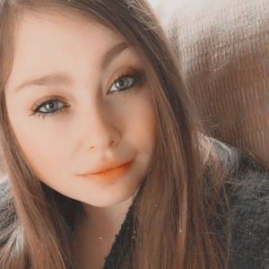 Meet your Posher, Katelyn